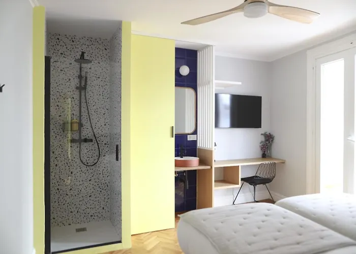 Nueva Real Guest house *